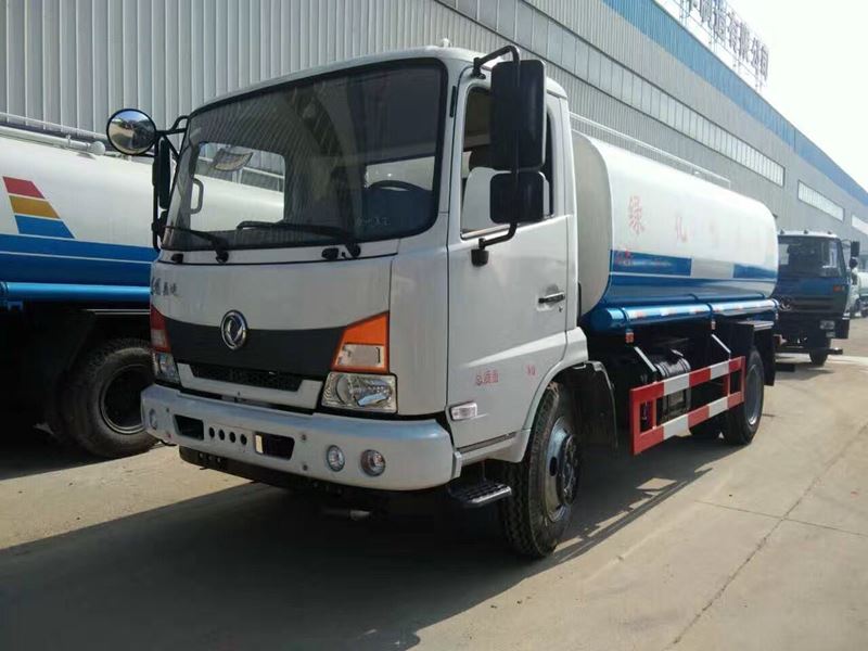 10噸灑水車轉(zhuǎn)讓_二手灑水車交易市場_10噸(10方)東風(fēng)嘉運綠化灑水車價格