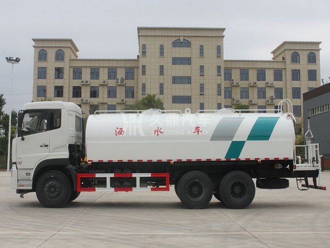 18噸東風(fēng)天龍綠化灑水車圖片 18噸東風(fēng)天龍綠化灑水車圖片
