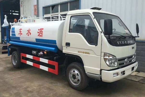 福田時(shí)代5噸綠化灑水車(不上牌灑水車)