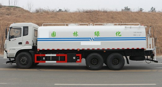 20噸灑水車自重多少噸呢_東風(fēng)御龍后雙橋20噸綠化灑水車廠家價(jià)格