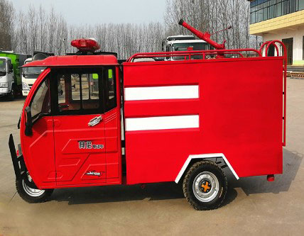 小型灑水車三輪_電動(dòng)三輪消防車_電動(dòng)三輪小型灑水車