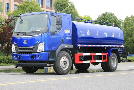 國六15方東風(fēng)柳汽乘龍L3灑水車圖片 國六15方東風(fēng)柳汽乘龍L3灑水車圖片