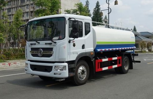 東風(fēng)多利卡國(guó)六12噸灑水車(chē) 東風(fēng)多利卡國(guó)六12噸灑水車(chē)