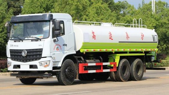 東風(fēng)專(zhuān)底國(guó)六20噸灑水車(chē)圖片 東風(fēng)專(zhuān)底國(guó)六20噸灑水車(chē)圖片